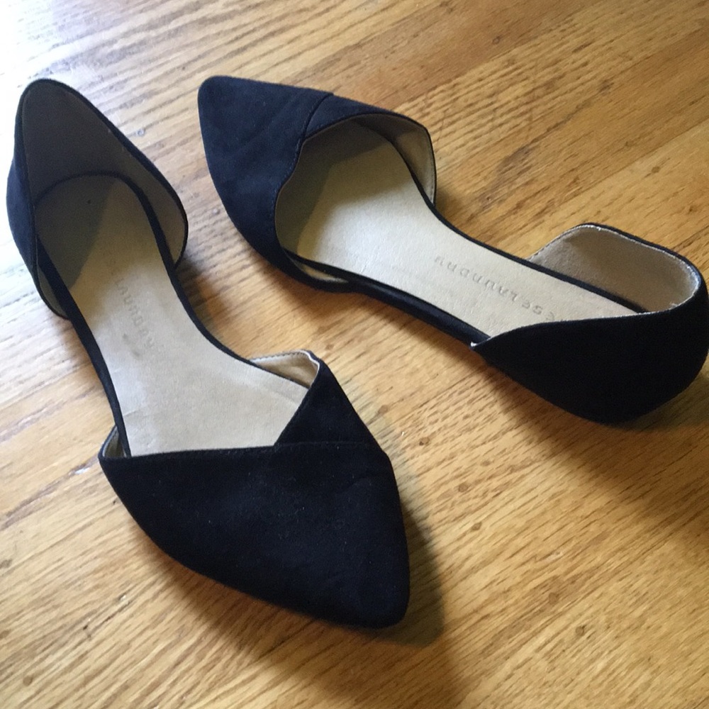 Chinese Laundry pointed toe flats